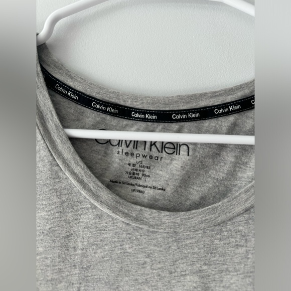 Calvin Klein Long-sleeve Lounge Top - Picture 3 of 4